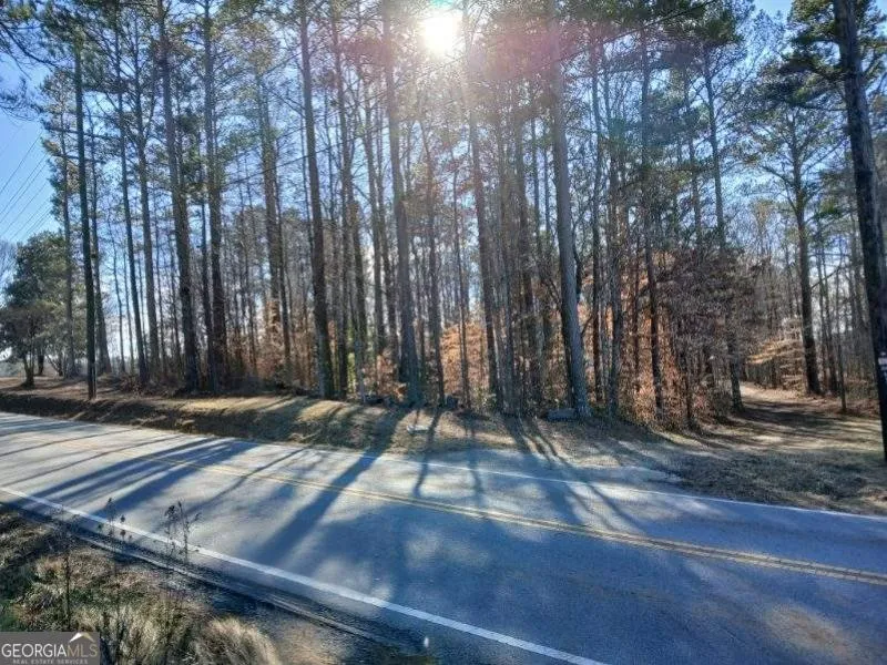 1855 S Flat Rock RD Douglasville, GA 30134