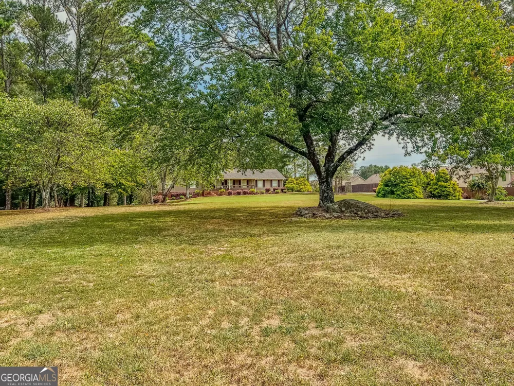 1152 Harbins RD Dacula, GA 30019