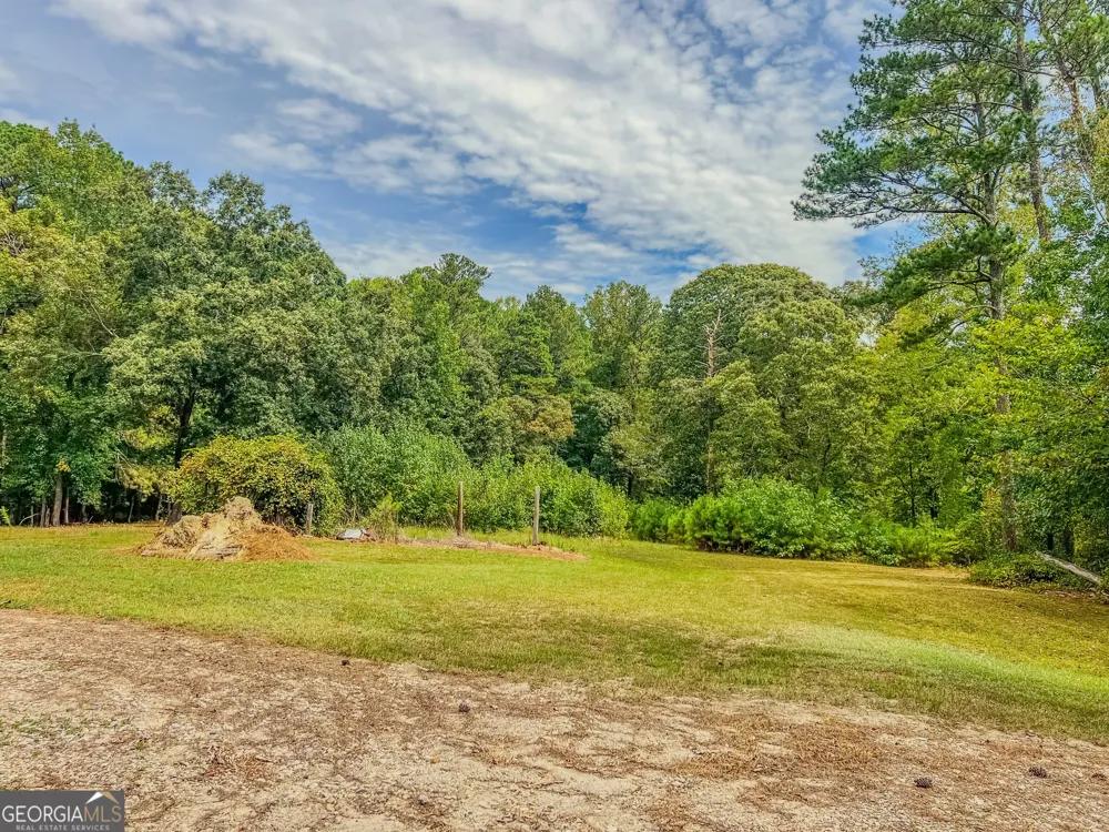 1152 Harbins RD Dacula, GA 30019