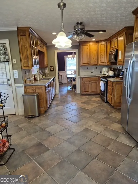 1152 Harbins RD Dacula, GA 30019