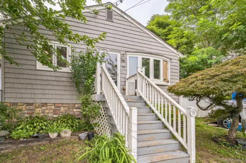 39 Willow Road