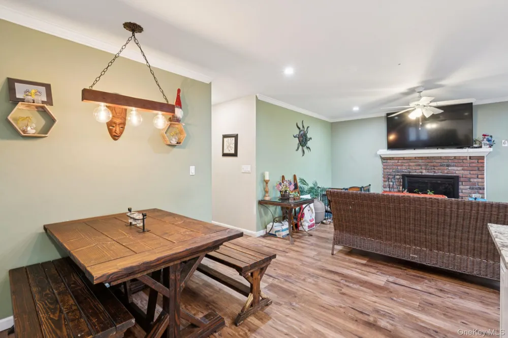 39 Willow Road Rocky Point, NY 11778