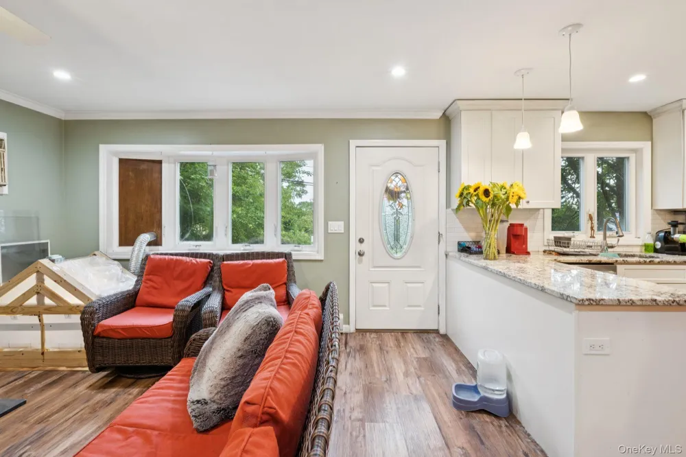 39 Willow Road Rocky Point, NY 11778