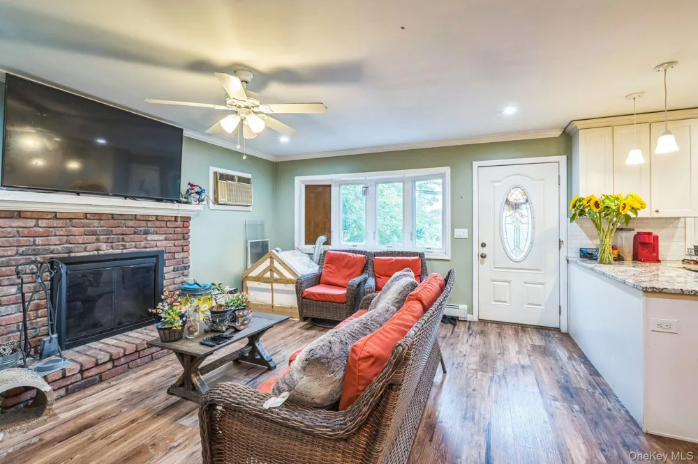 39 Willow Road Rocky Point, NY 11778