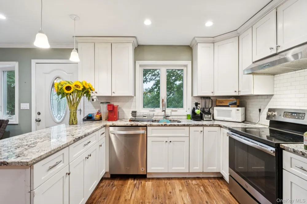 39 Willow Road Rocky Point, NY 11778