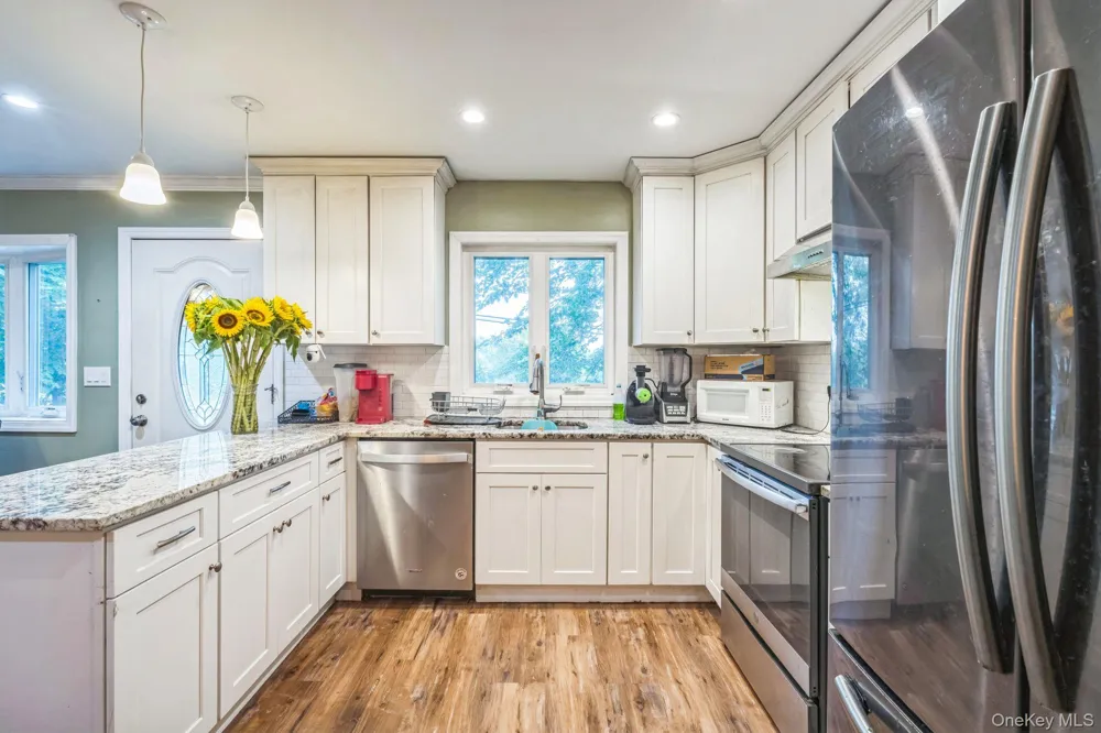 39 Willow Road Rocky Point, NY 11778