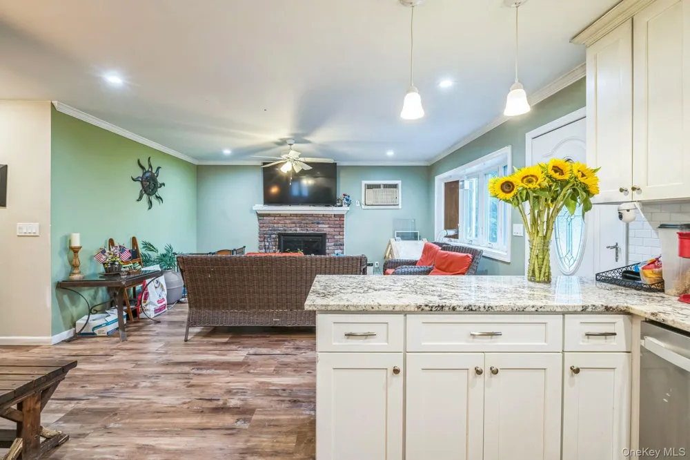39 Willow Road Rocky Point, NY 11778