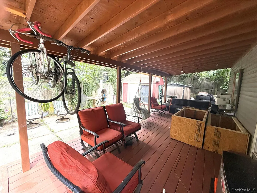 39 Willow Road Rocky Point, NY 11778