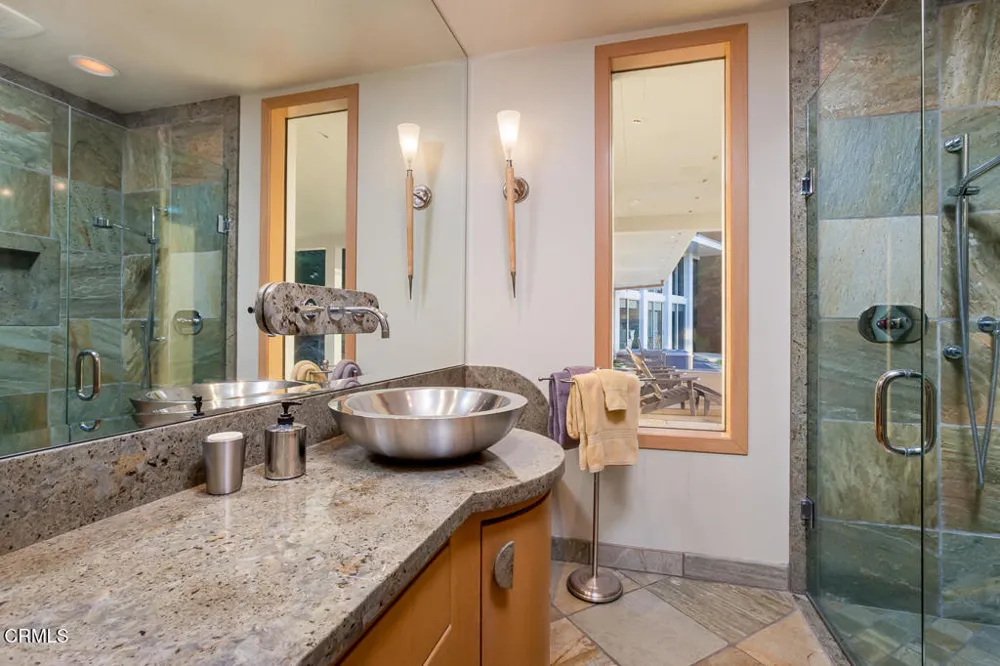 43850 Buckhorn Cove Road E Little River, CA 95456