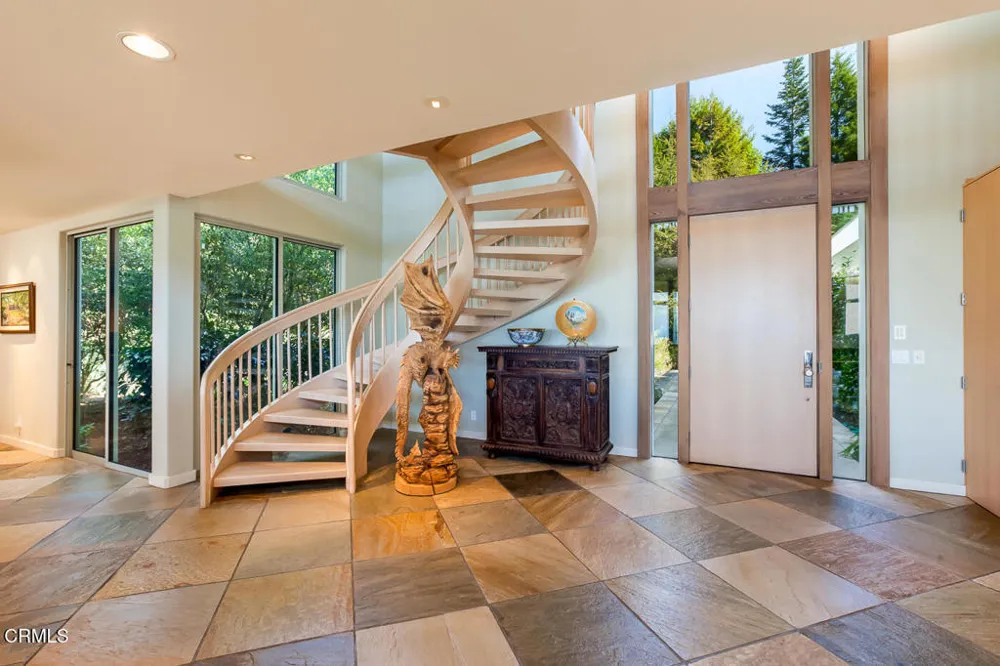 43850 Buckhorn Cove Road E Little River, CA 95456