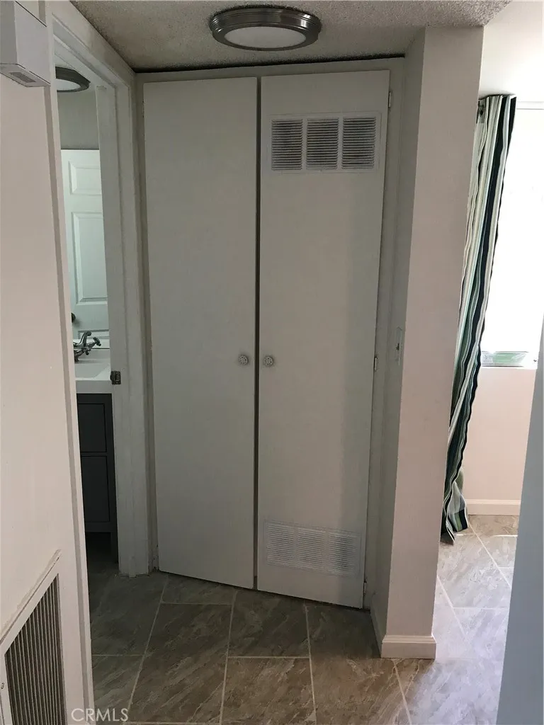454 E Avenue Q3 #5 Palmdale, CA 93550