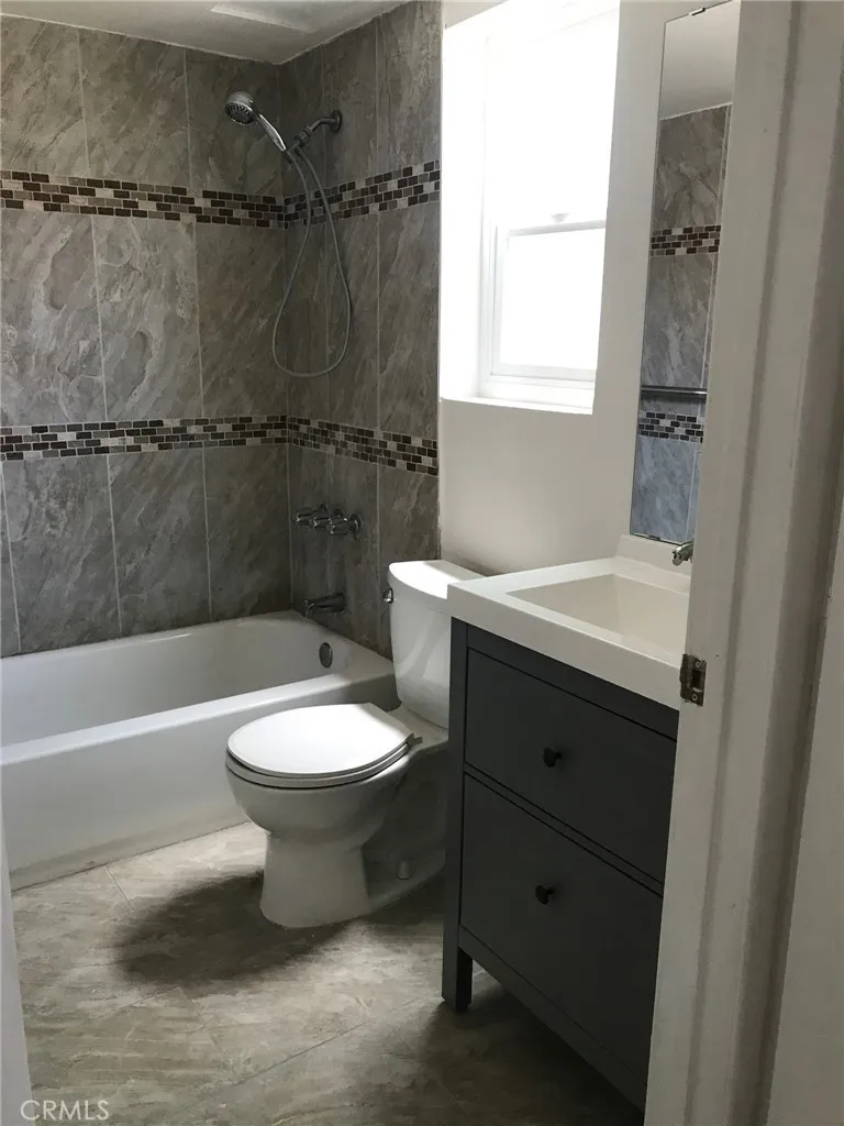 454 E Avenue Q3 #5 Palmdale, CA 93550