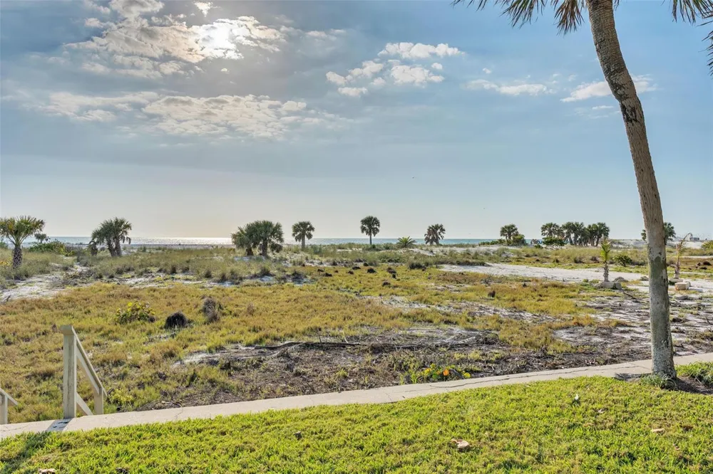 1058 ELDORADO AVENUE Clearwater Beach, FL 33767