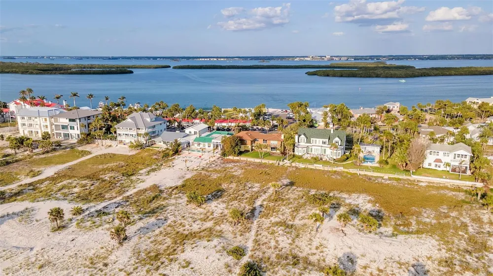 1058 ELDORADO AVENUE Clearwater Beach, FL 33767