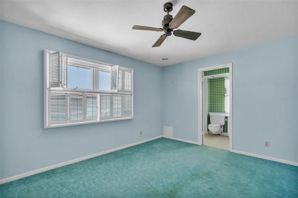 1058 ELDORADO AVENUE Clearwater Beach, FL 33767