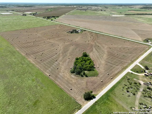 14420 FM 99 Karnes City, TX 78118