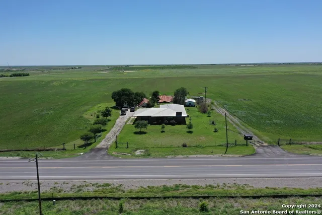 14420 FM 99 Karnes City, TX 78118