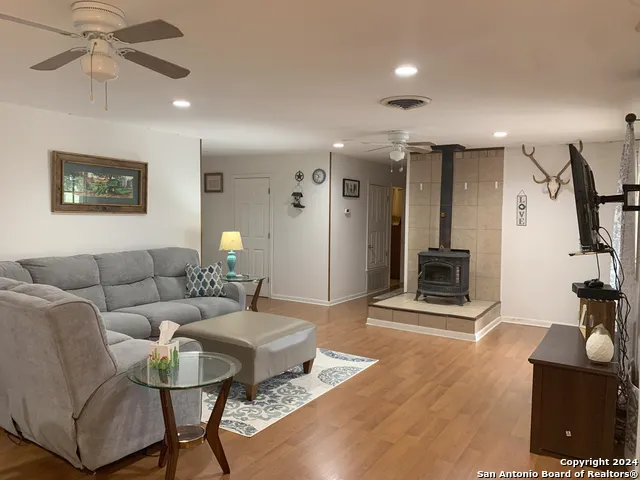 14420 FM 99 Karnes City, TX 78118