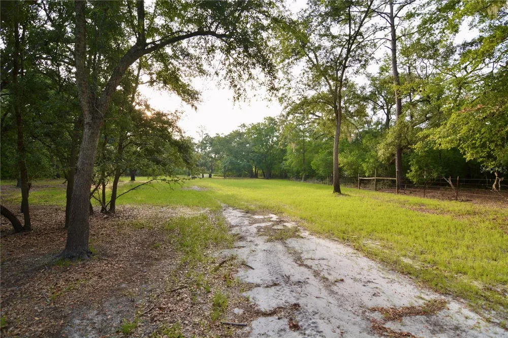 2669 NW SUWANNEE VALLEY ROAD Lake City, FL 32055