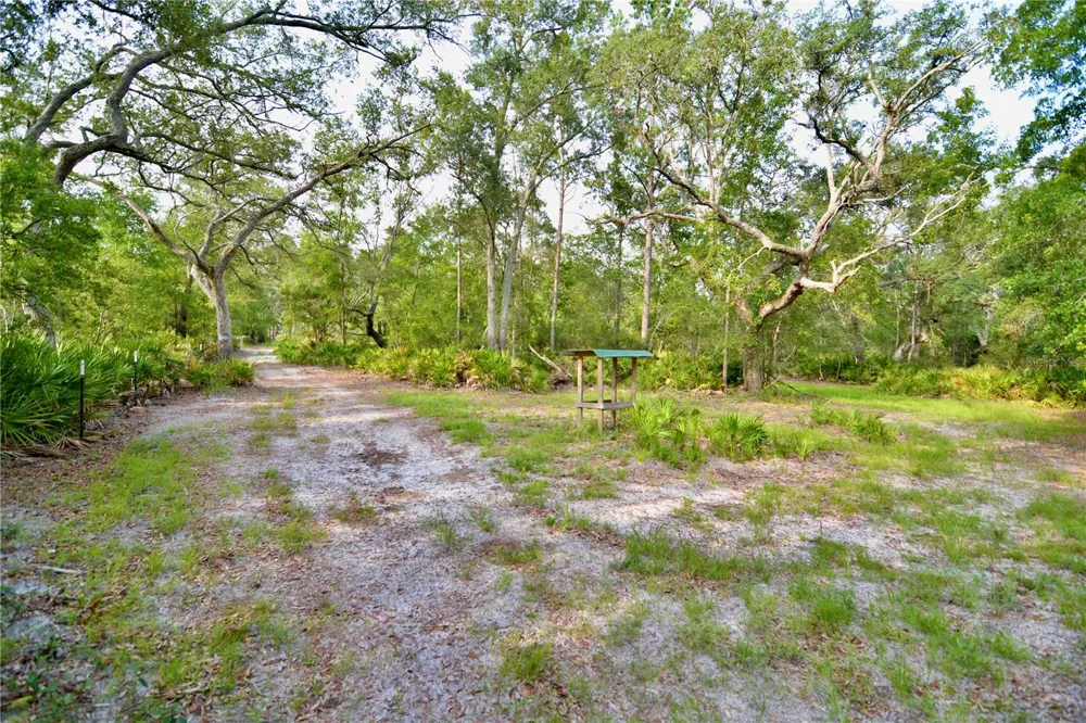 2669 NW SUWANNEE VALLEY ROAD Lake City, FL 32055