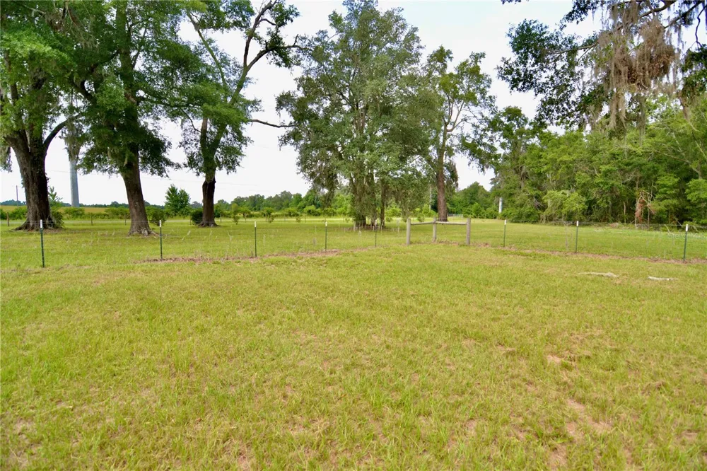 2669 NW SUWANNEE VALLEY ROAD Lake City, FL 32055
