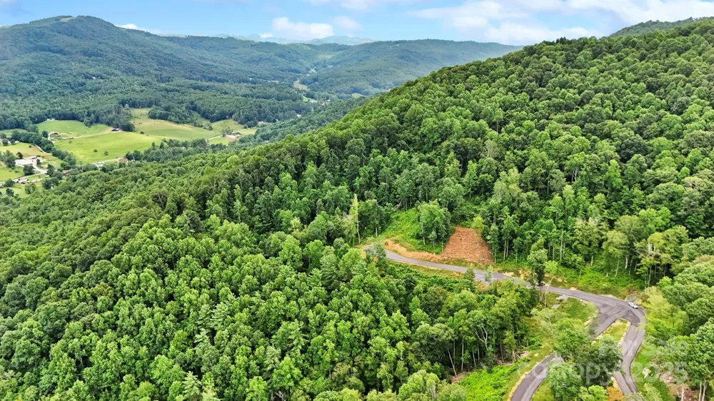 Lot 27 Summit View Parkway Spruce Pine, NC 28777