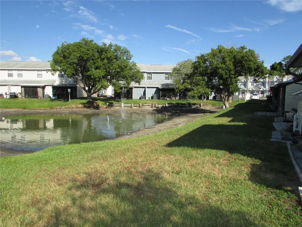 12715 RAEBURN WAY Tampa, FL 33624