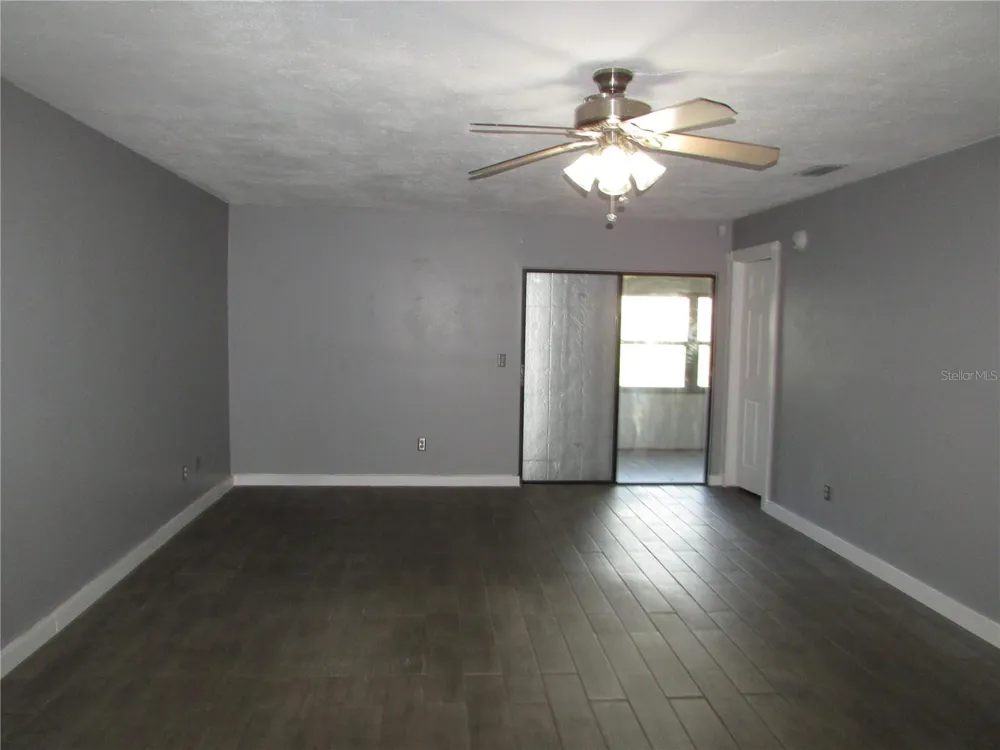 12715 RAEBURN WAY Tampa, FL 33624