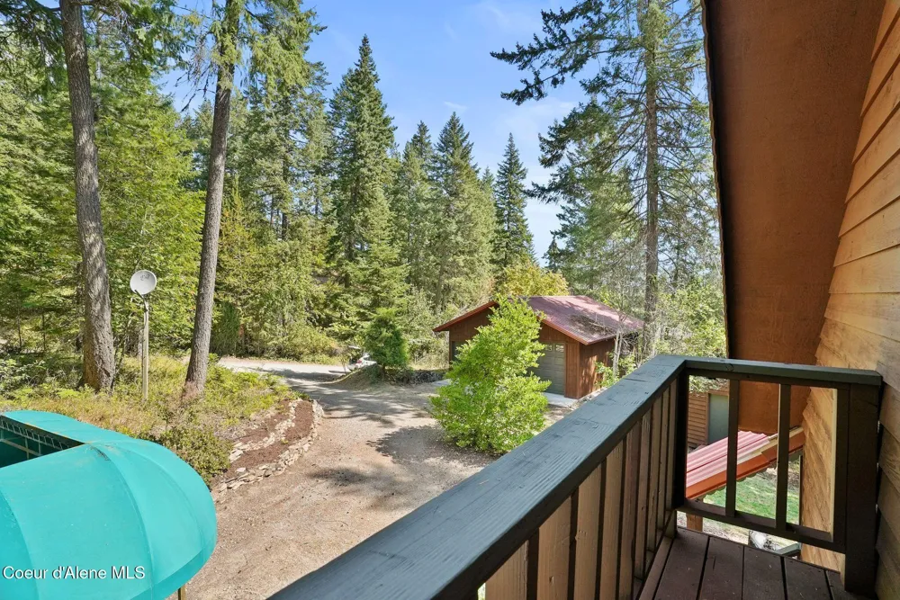 18400 W HOLIDAY WAY Hauser, ID 83854