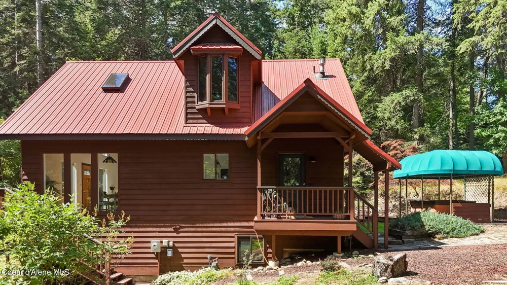 18400 W HOLIDAY WAY Hauser, ID 83854