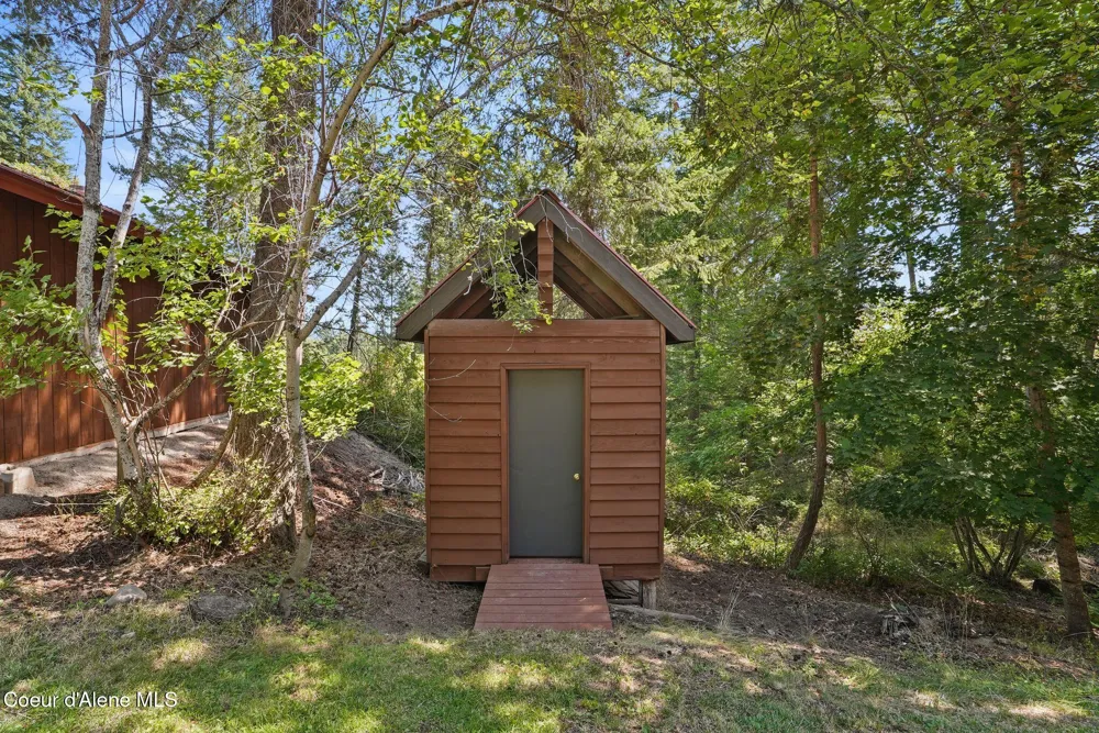 18400 W HOLIDAY WAY Hauser, ID 83854