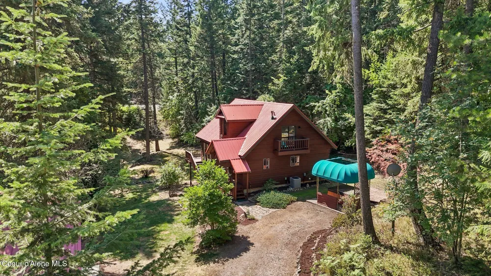 18400 W HOLIDAY WAY Hauser, ID 83854