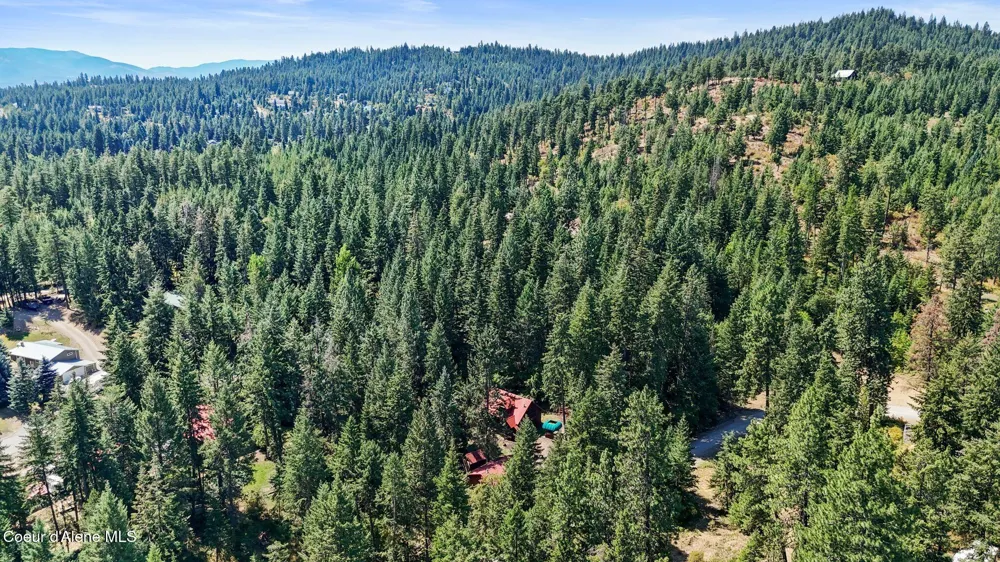 18400 W HOLIDAY WAY Hauser, ID 83854