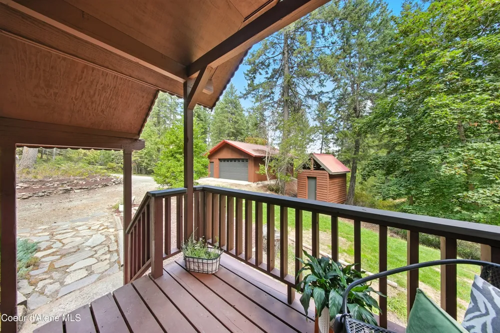 18400 W HOLIDAY WAY Hauser, ID 83854