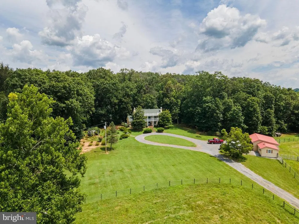 1115 CHAPEL ROAD Middletown, VA 22645