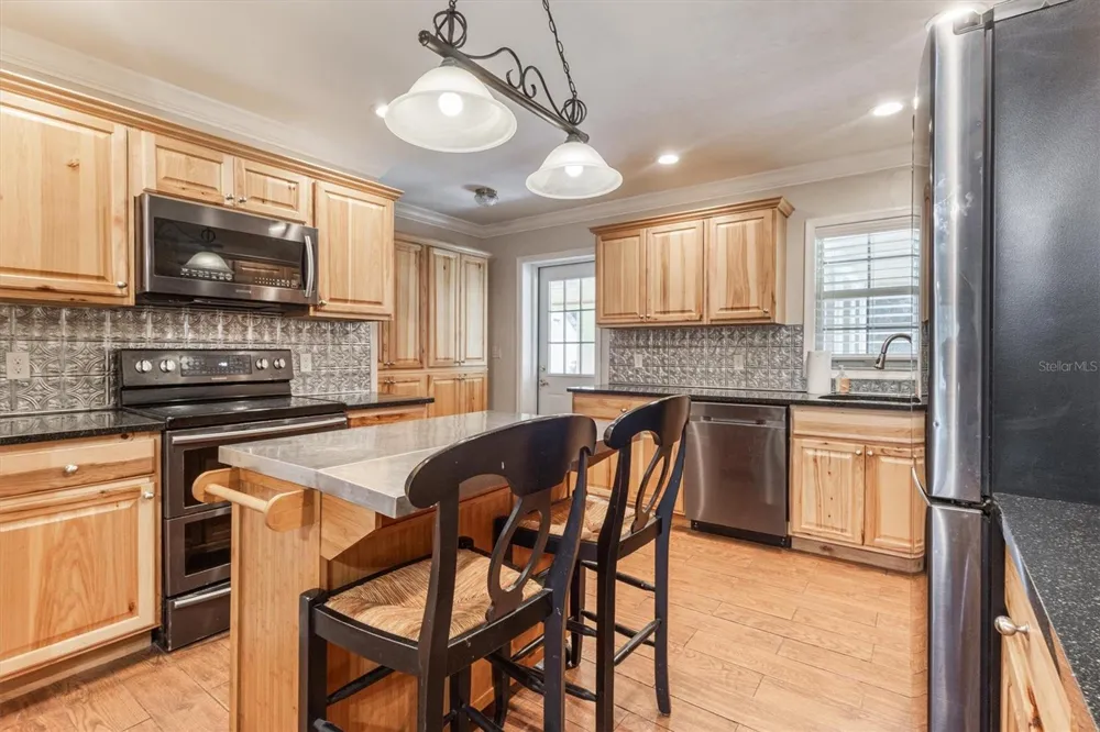 17925 SE 49TH PLACE Hawthorne, FL 32640