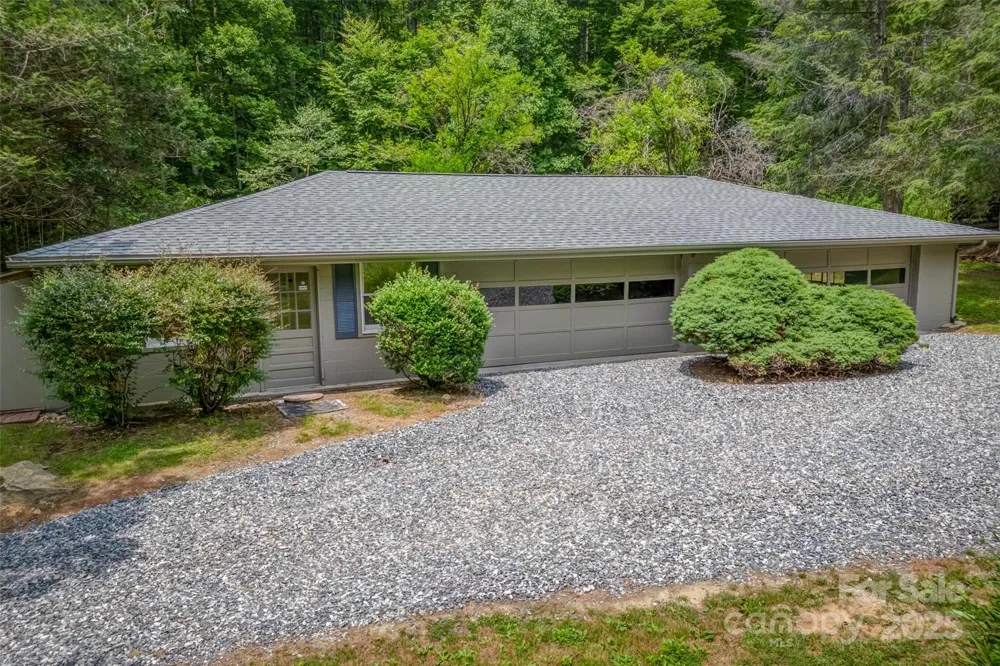 8749 Nc 63 Highway Leicester, NC 28748