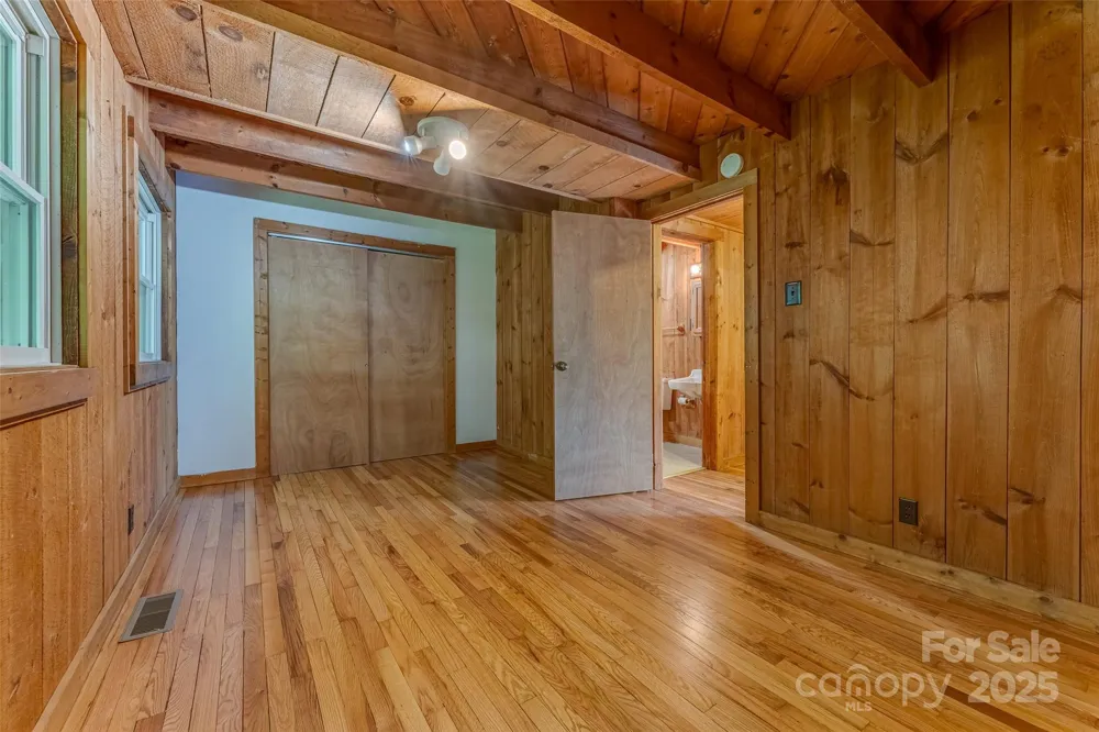 8749 Nc 63 Highway Leicester, NC 28748