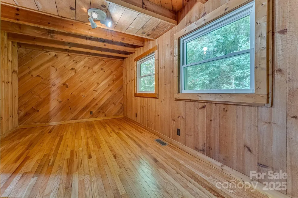 8749 Nc 63 Highway Leicester, NC 28748