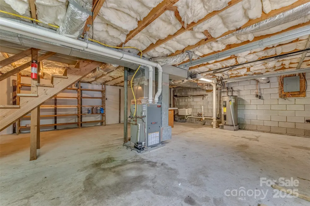 8749 Nc 63 Highway Leicester, NC 28748
