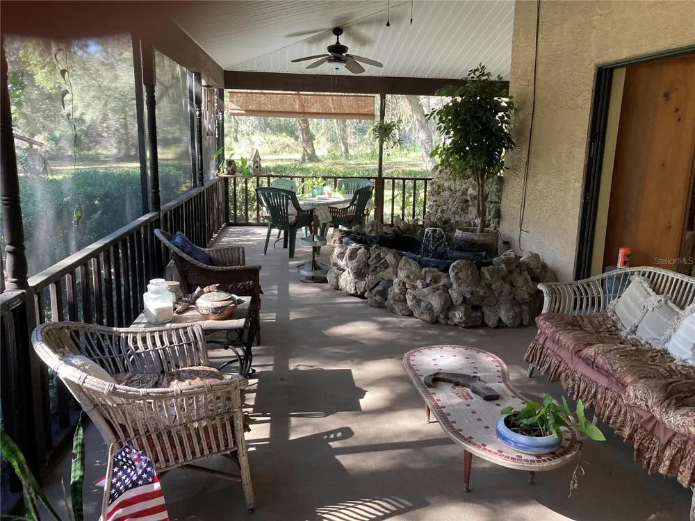 2436 CR 416N Lake Panasoffkee, FL 33538