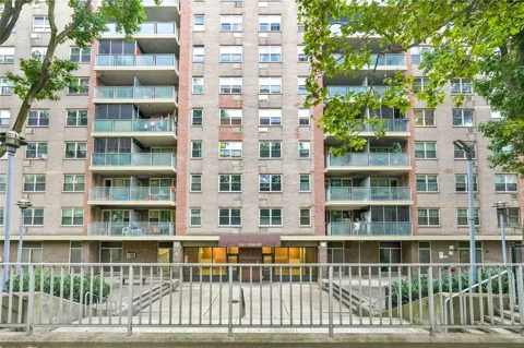 1065 Vermont Street #4F