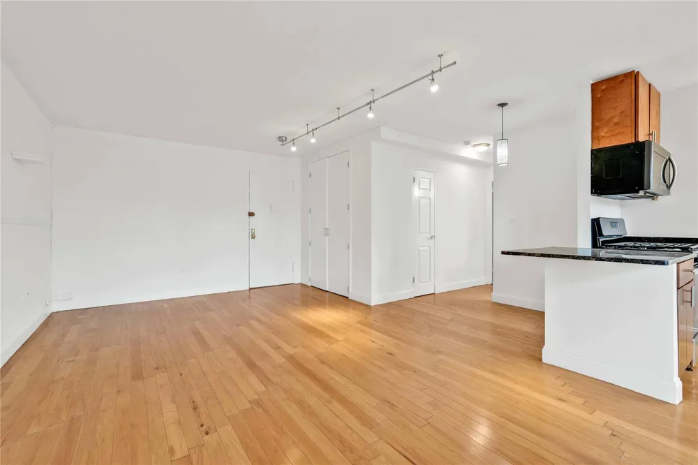 1065 Vermont Street #4F Brooklyn, NY 11207