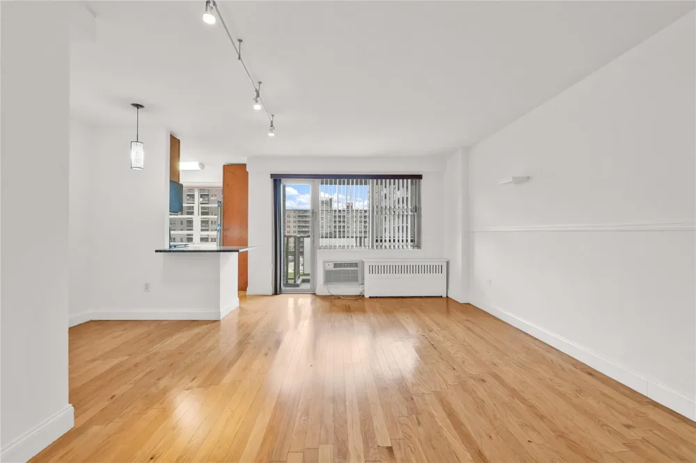 1065 Vermont Street #4F Brooklyn, NY 11207