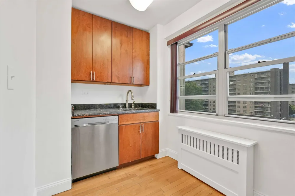 1065 Vermont Street #4F Brooklyn, NY 11207