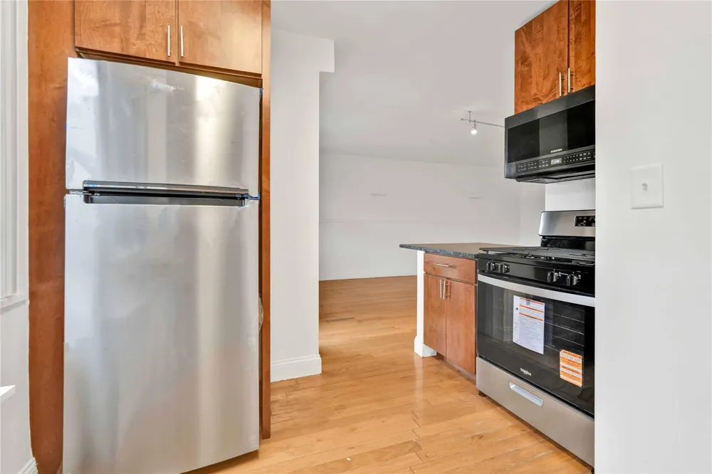 1065 Vermont Street #4F Brooklyn, NY 11207