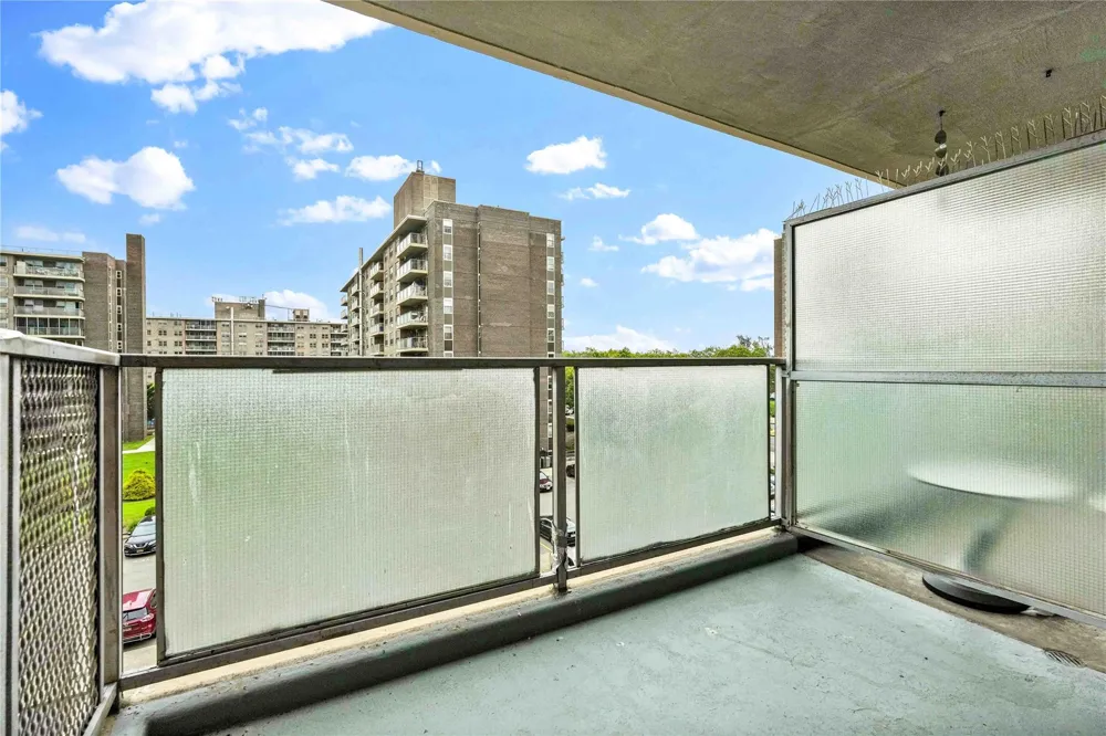 1065 Vermont Street #4F Brooklyn, NY 11207