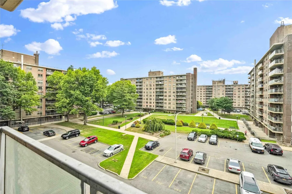 1065 Vermont Street #4F Brooklyn, NY 11207