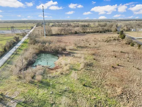 4864 Country Road 127