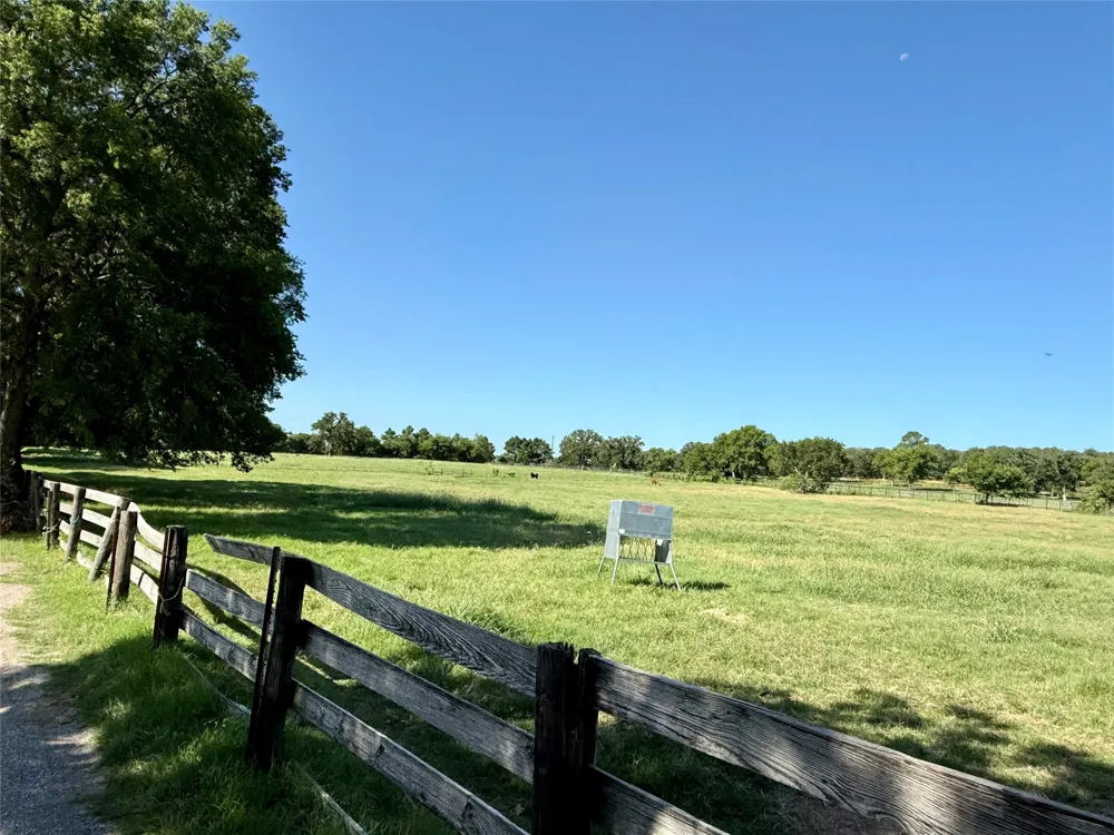W W JETER ROAD Bartonville, TX 76226